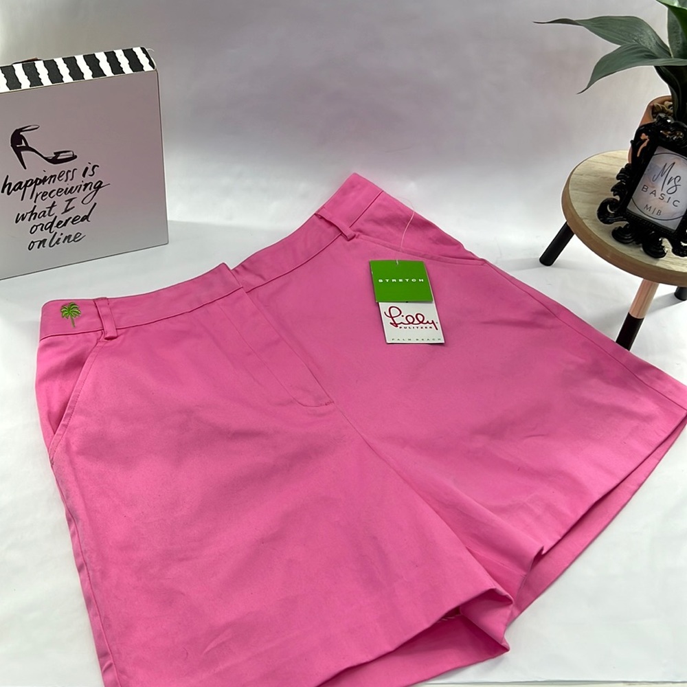 NWT Lilly Pulitzer Hibiscus Pink Stretch 5.5” Swing Short, Size 6